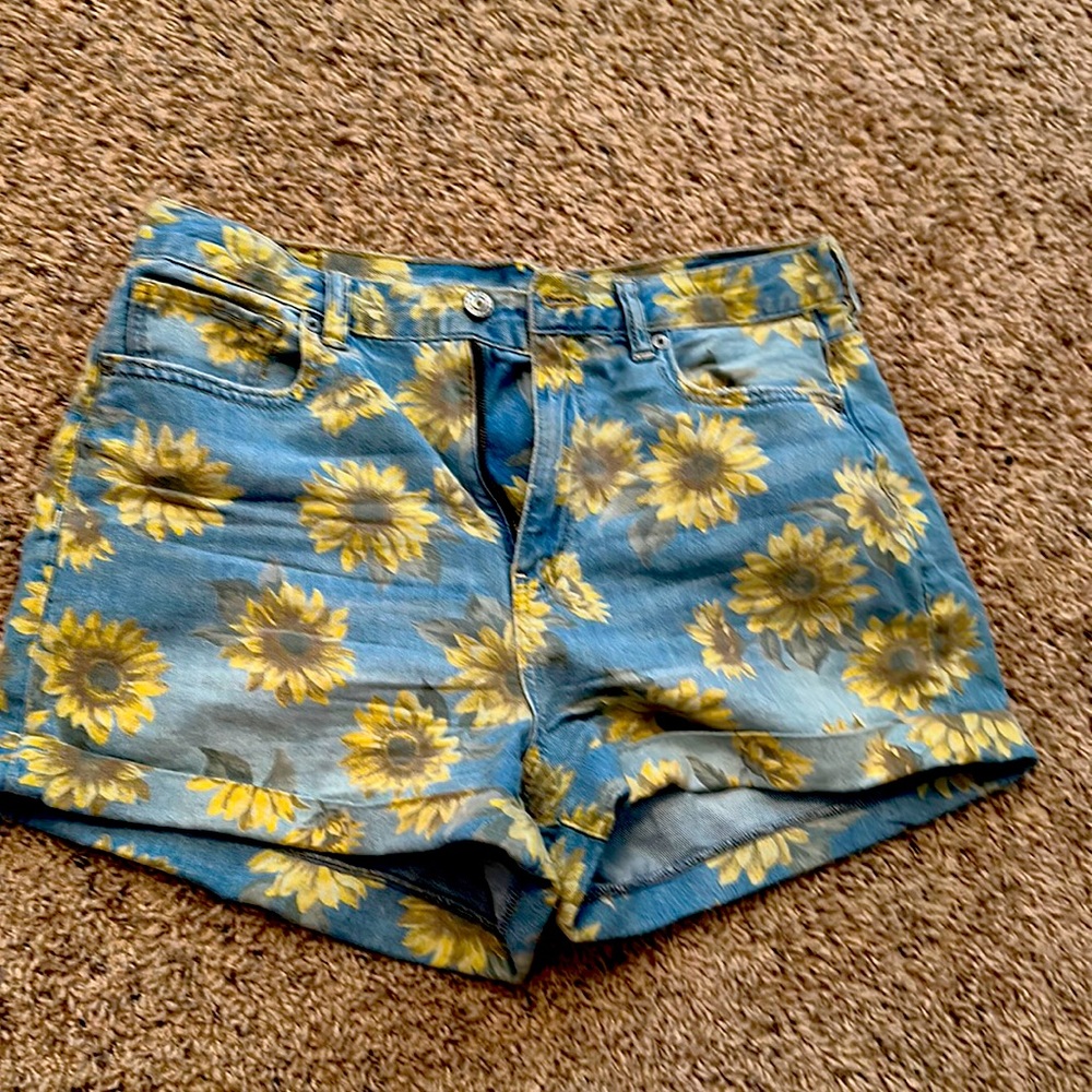 Sunflower print shorts